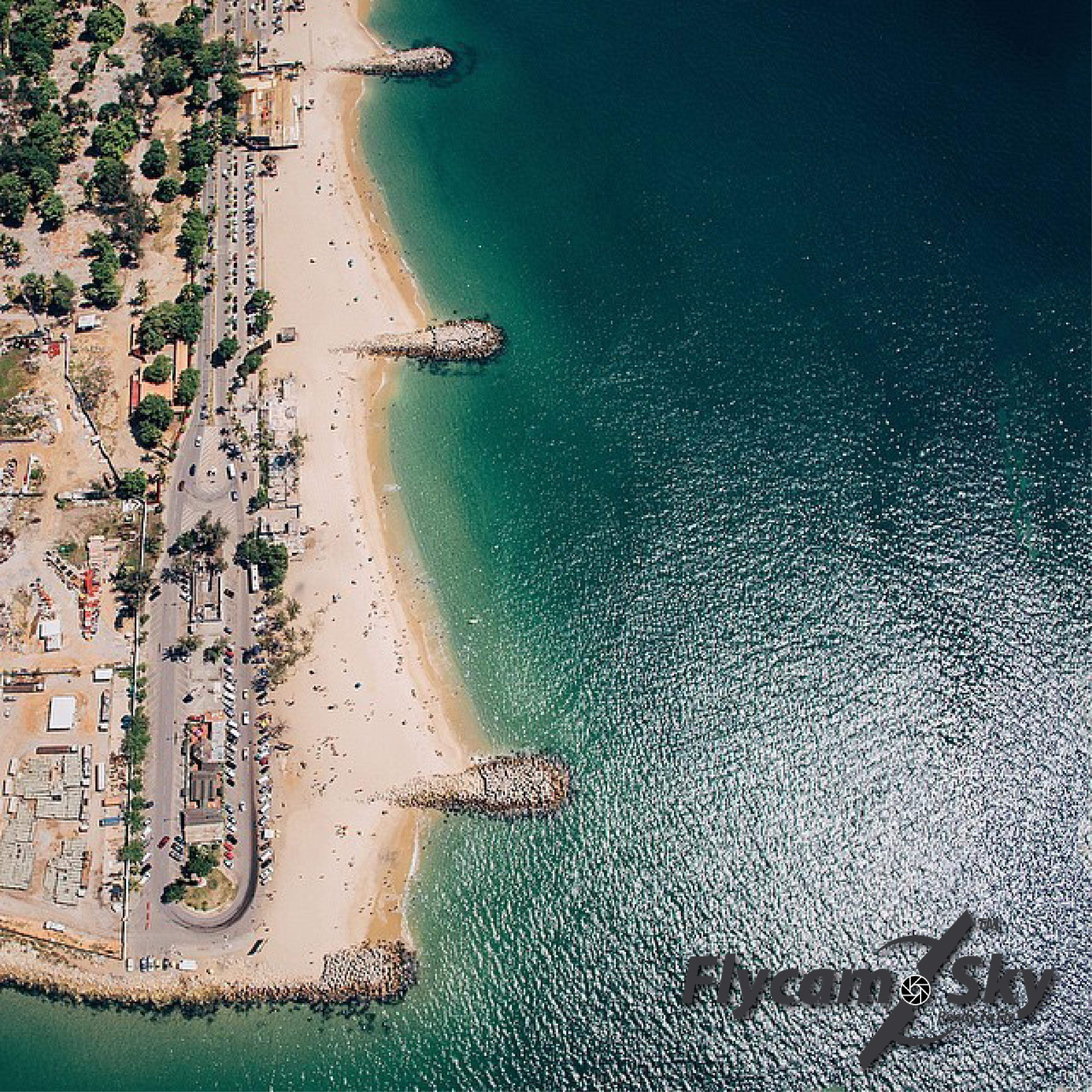 Flycam quay du lịch